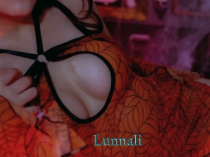 lunnali Tube video asiatique