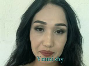 Ymmi_shy